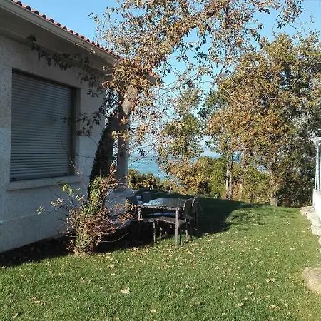 Casa Nueva Playa Areabrava Holiday home Hio